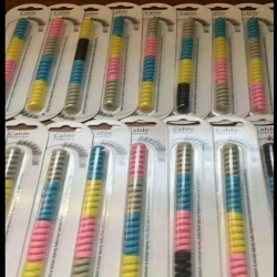 محافظ کابل شارژ